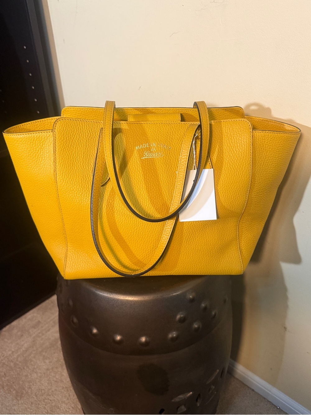 Gucci Large Swing Tote Yellow Pebbled Leather Made in Italy Authentic